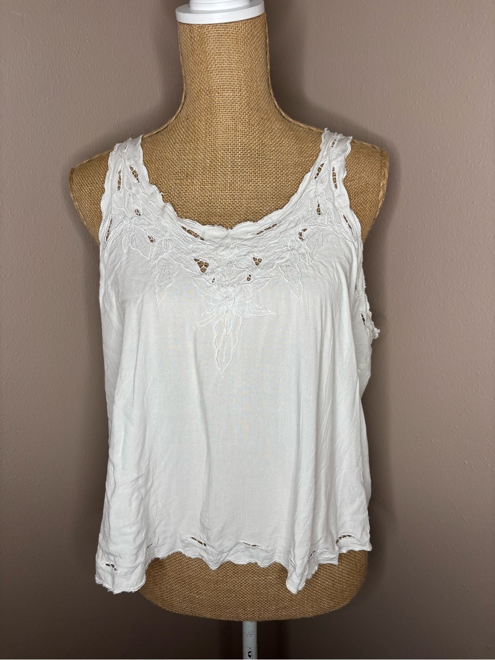World Market White Lace-Trim Tank Camisole Size L/XL